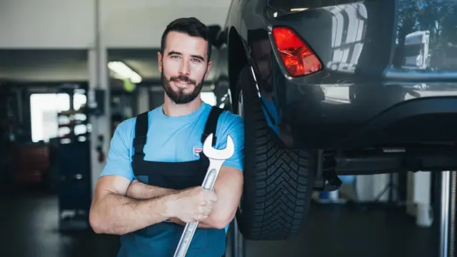 Installazione gancio traino