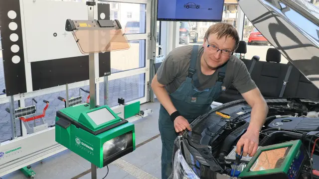 Scheinwerfer Einstellung, Manuel Wondrak
