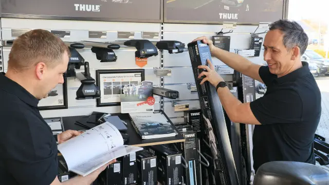 Thule Stützpunkt, Norman Hauffe, Tommy Spindler