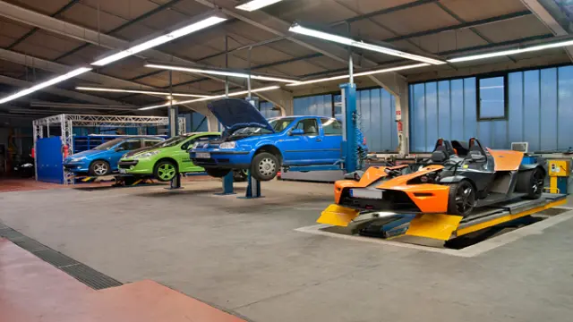 Kühlbox - Verkauf, Reparatur - Bosch Car Service Rhein-Berg