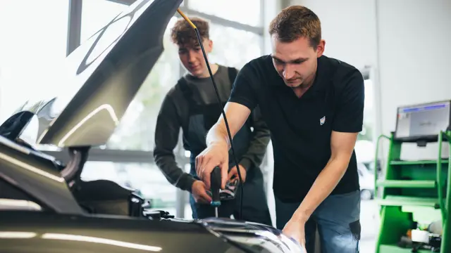 Bitlis Merkez Oto Tamircileri