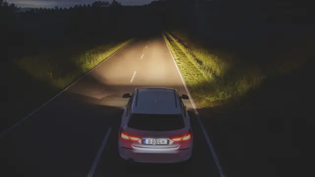 10018