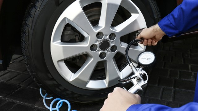 Колко важно е правилното налягане на гумата?